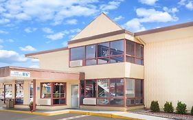 Travelodge By Wyndham Terre Haute